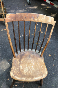 Sealing and preserving wood is a WAY easier task than you might think--and the benefits last for generations. Snag this snappy how-to, and get ready to restore furniture in your home for a cheap, easy song!